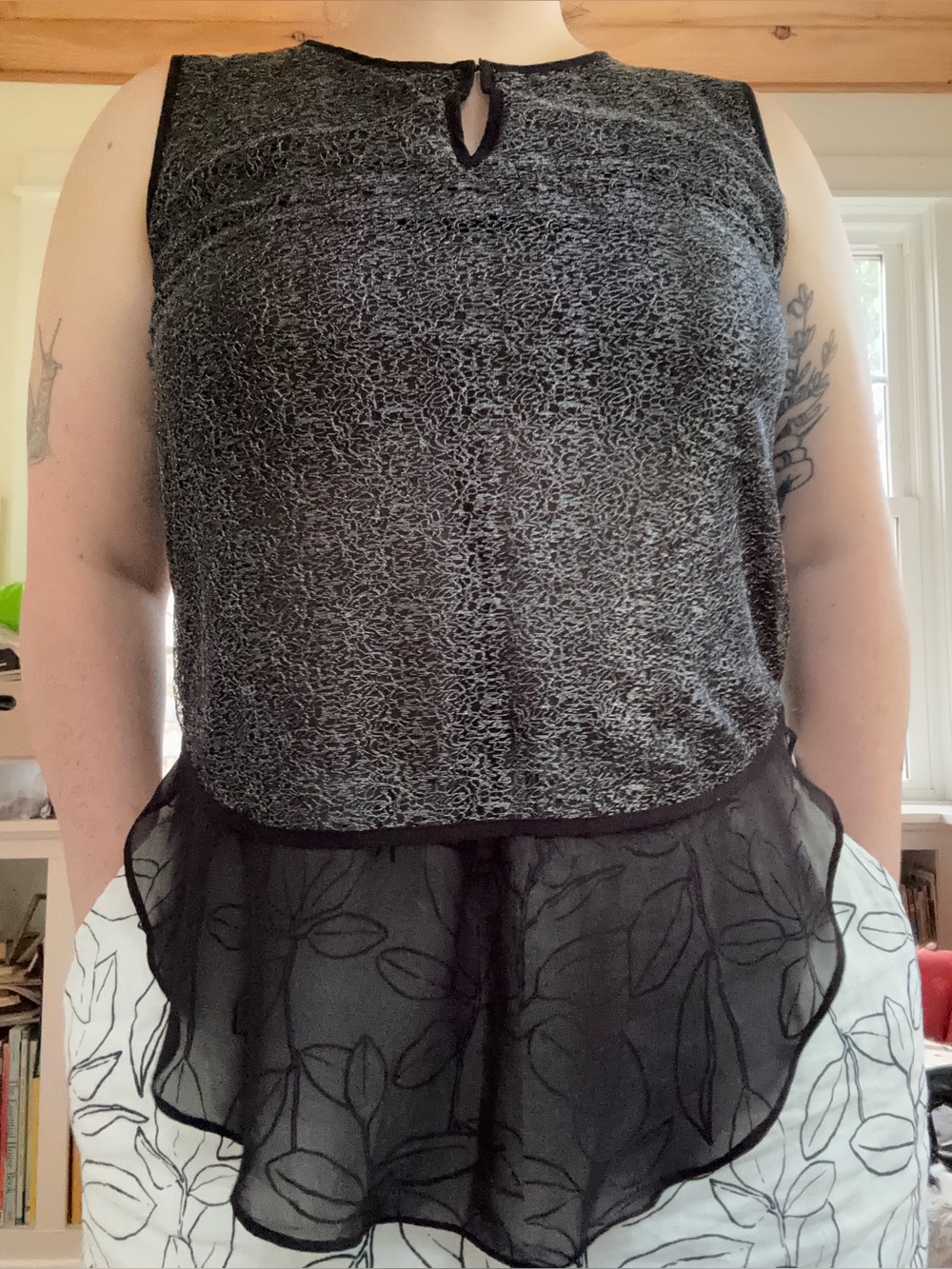 Kenneth Cole New York Sheer Black Sleeveless Camisole